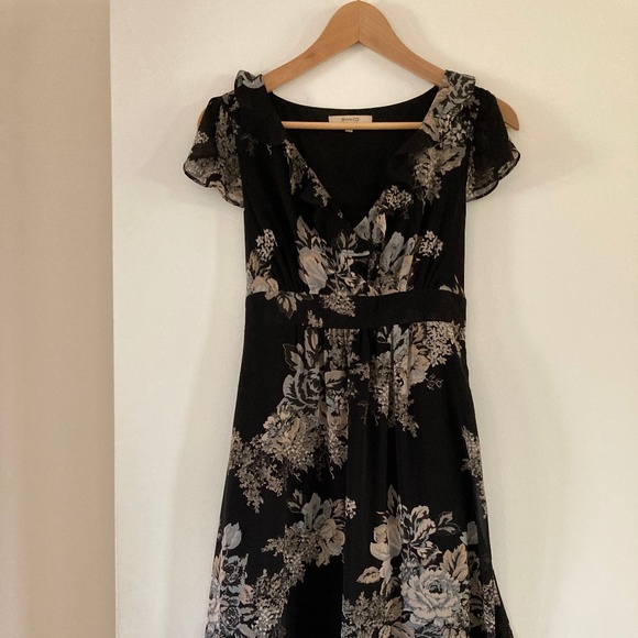 RW&CO floral, flutter sleeve dress - Picture 1 of 6